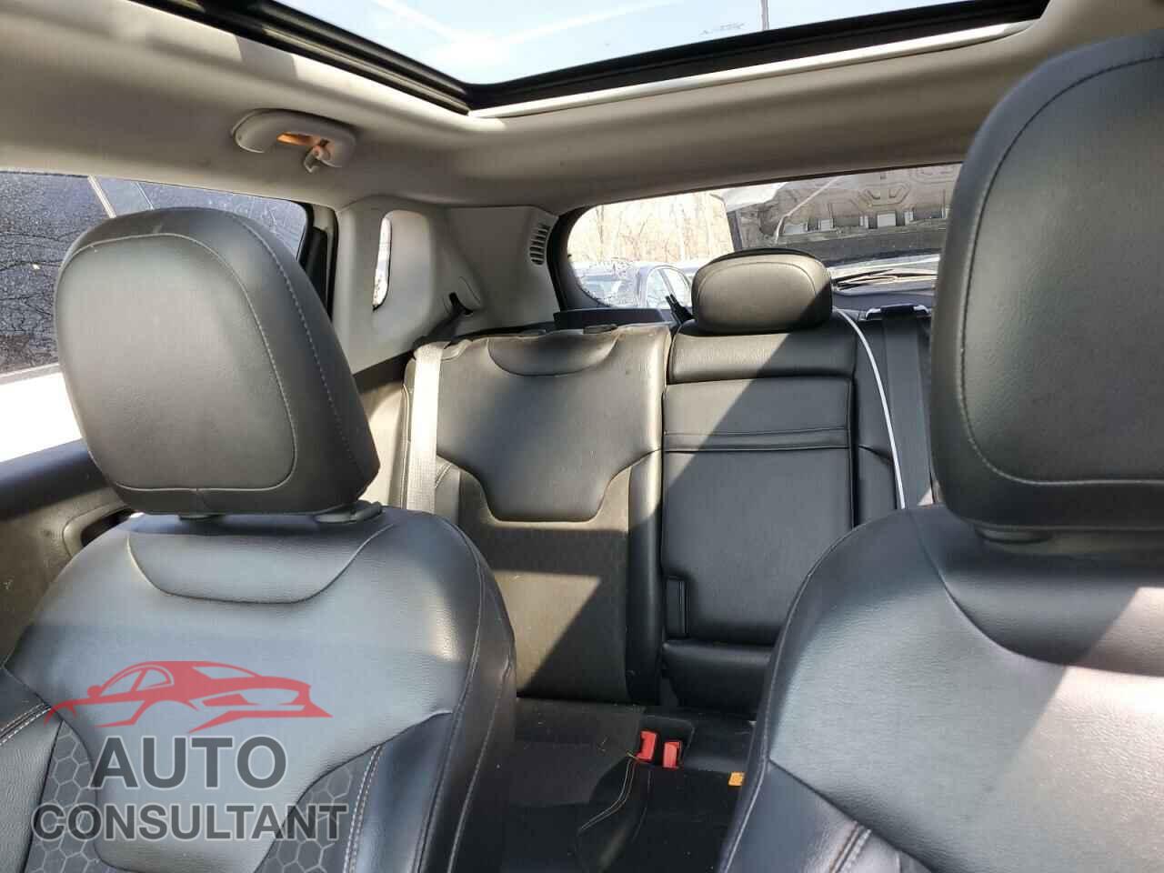 JEEP COMPASS 2017 - 3C4NJDBB1HT656702