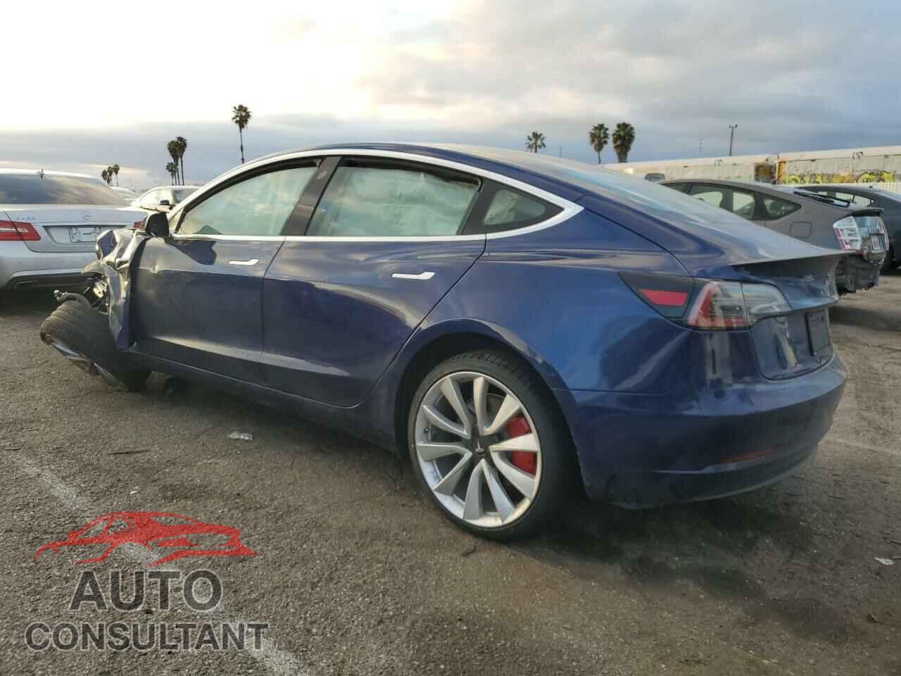 TESLA MODEL 3 2019 - 5YJ3E1EB2KF426243