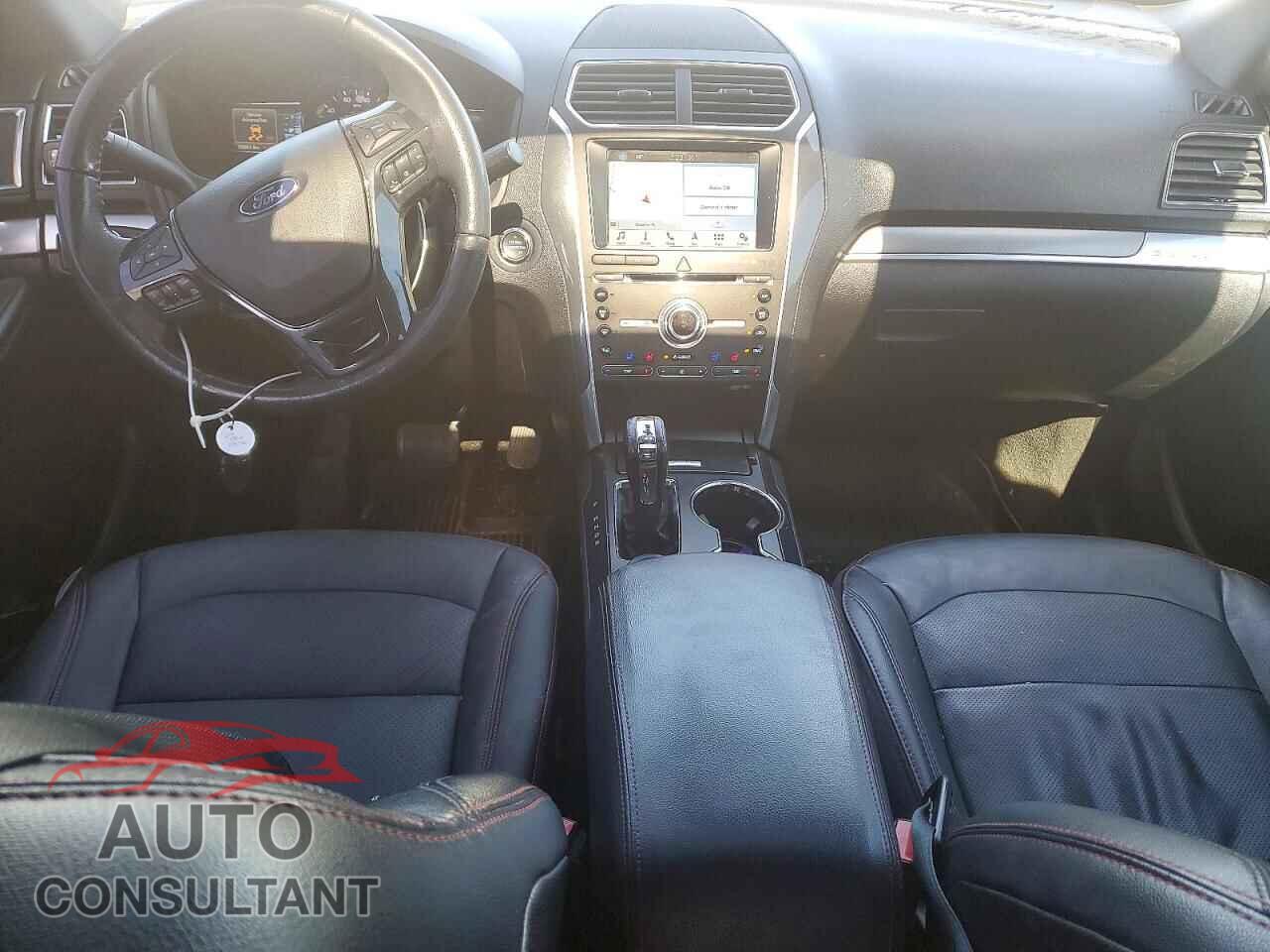 FORD EXPLORER 2018 - 1FM5K8GT5JGB51502