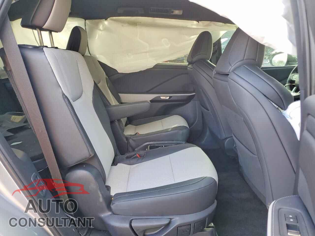 LEXUS UNKNOWN 2025 - 5TDABAB62SS013371