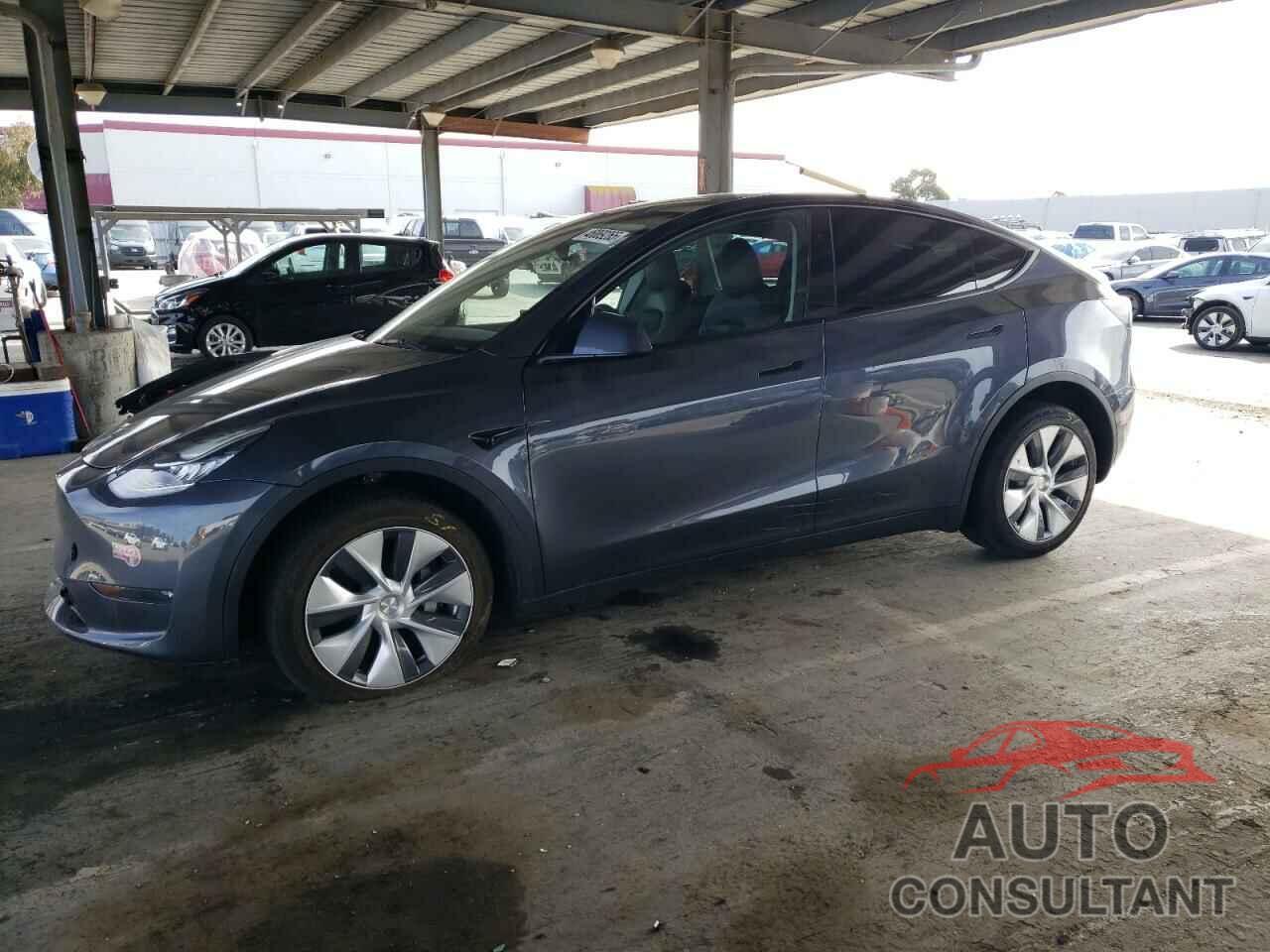 TESLA MODEL Y 2023 - 7SAYGDEEXPA137582