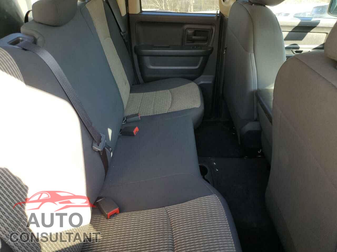 DODGE RAM 1500 2012 - 1C6RD7FT2CS270370