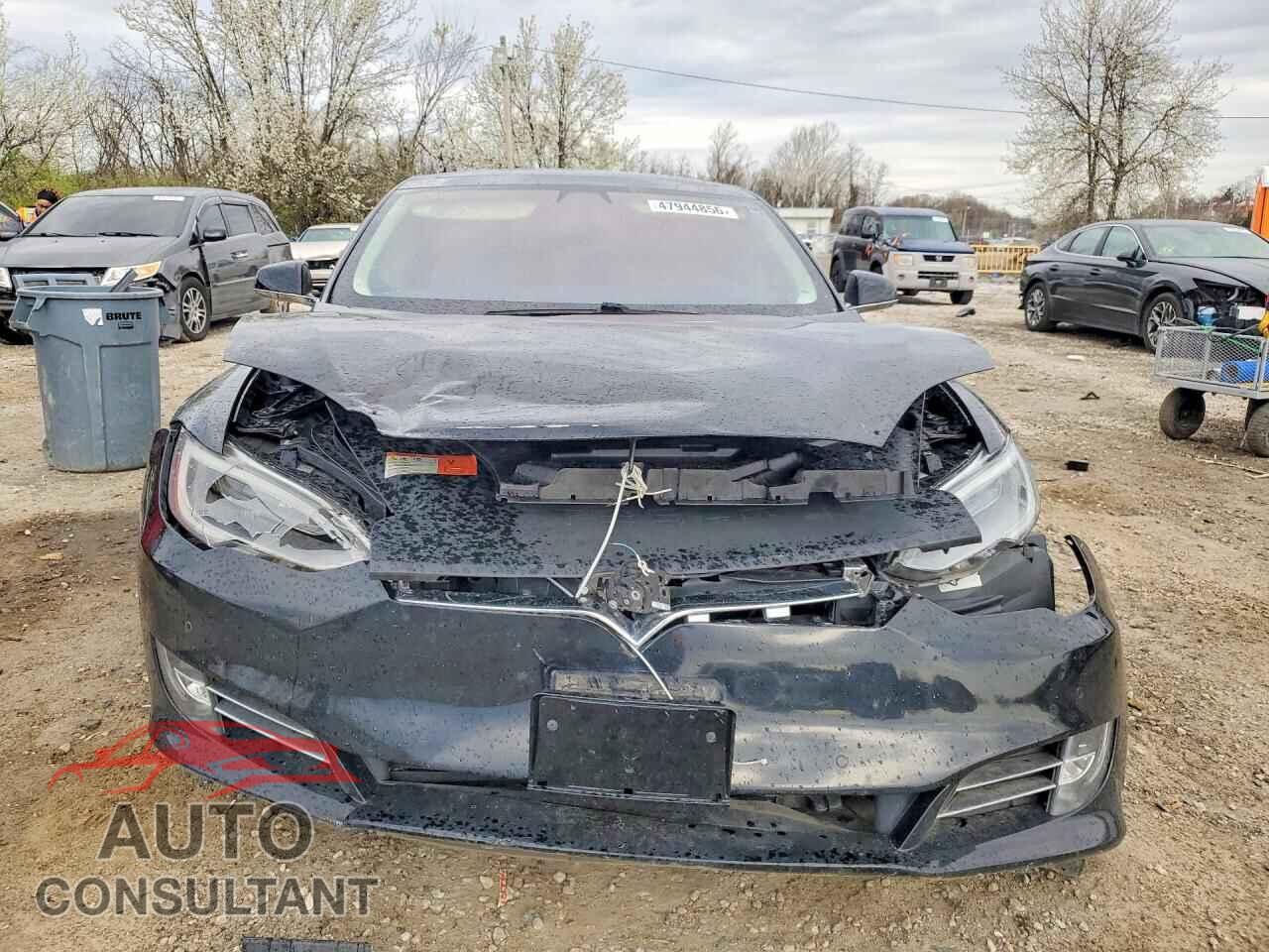 TESLA MODEL S 2017 - 5YJSA1E28HF190598