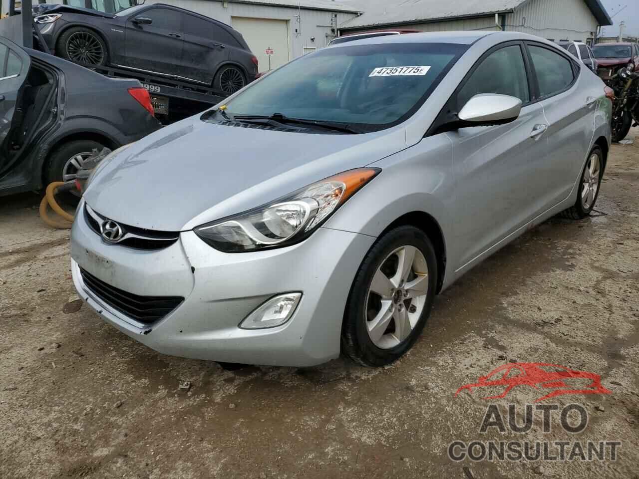HYUNDAI ELANTRA 2012 - 5NPDH4AE4CH103070