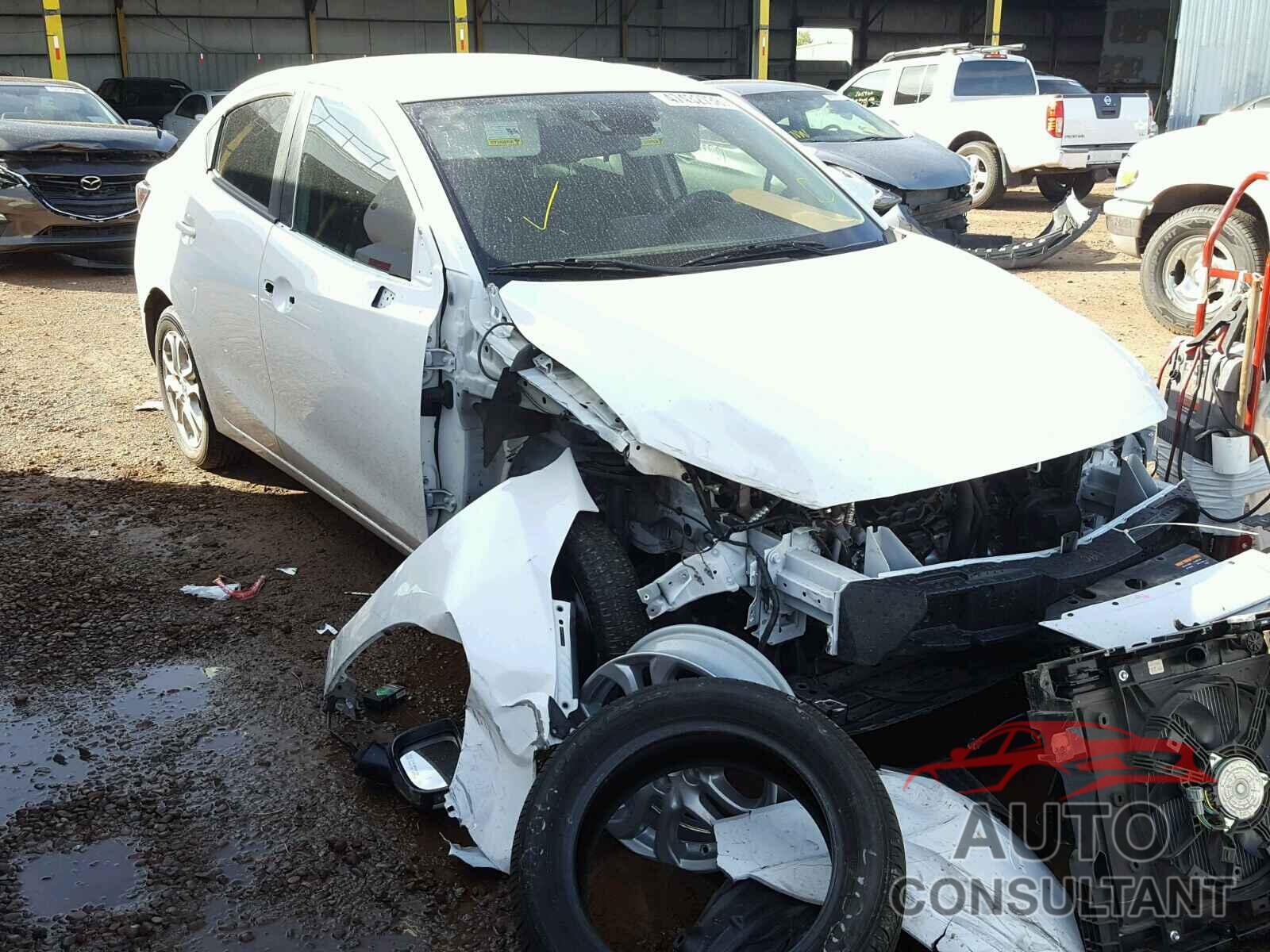 TOYOTA YARIS 2018 - 3MYDLBYV6JY304589