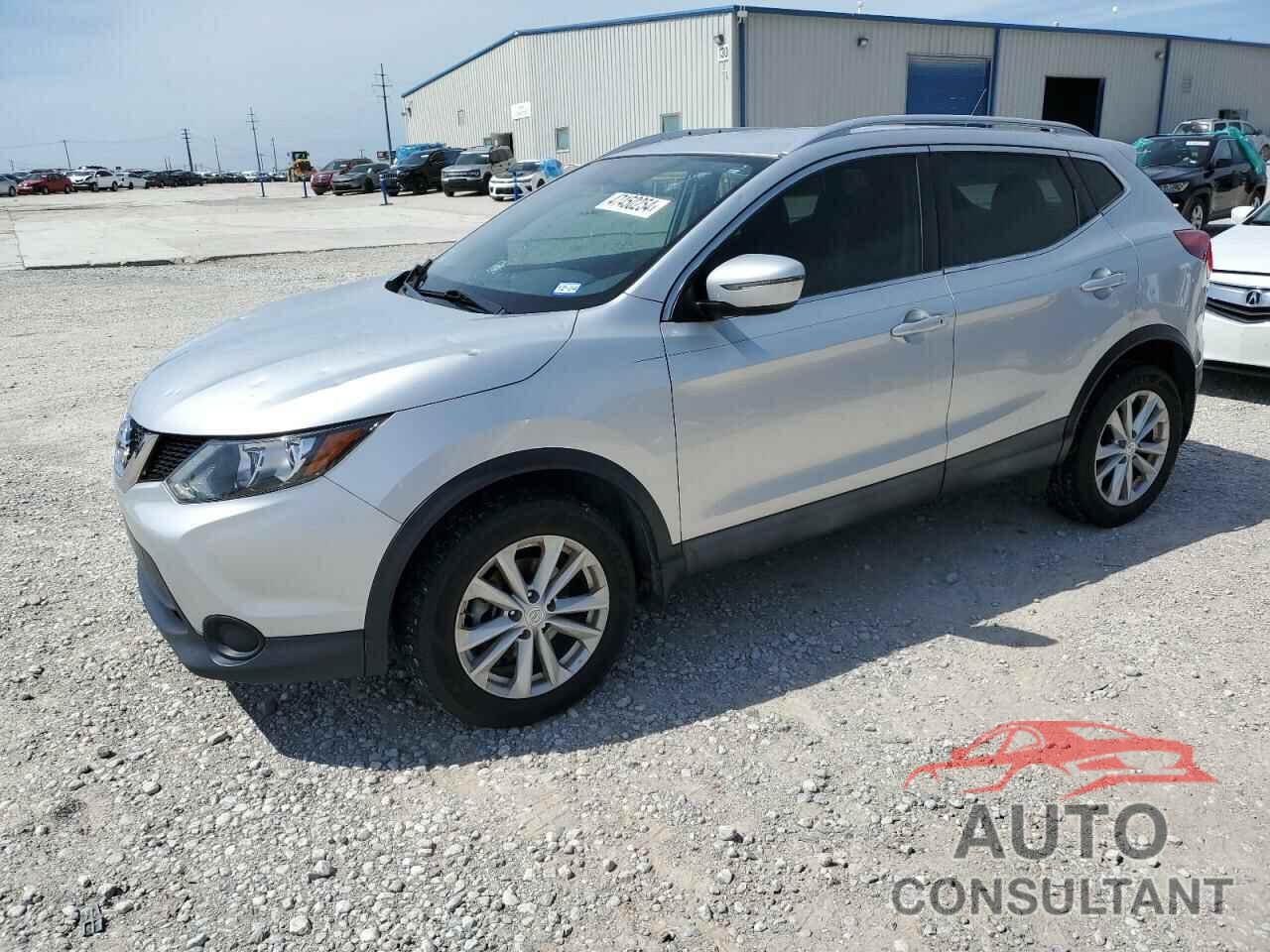 NISSAN ROGUE 2017 - JN1BJ1CP3HW004284