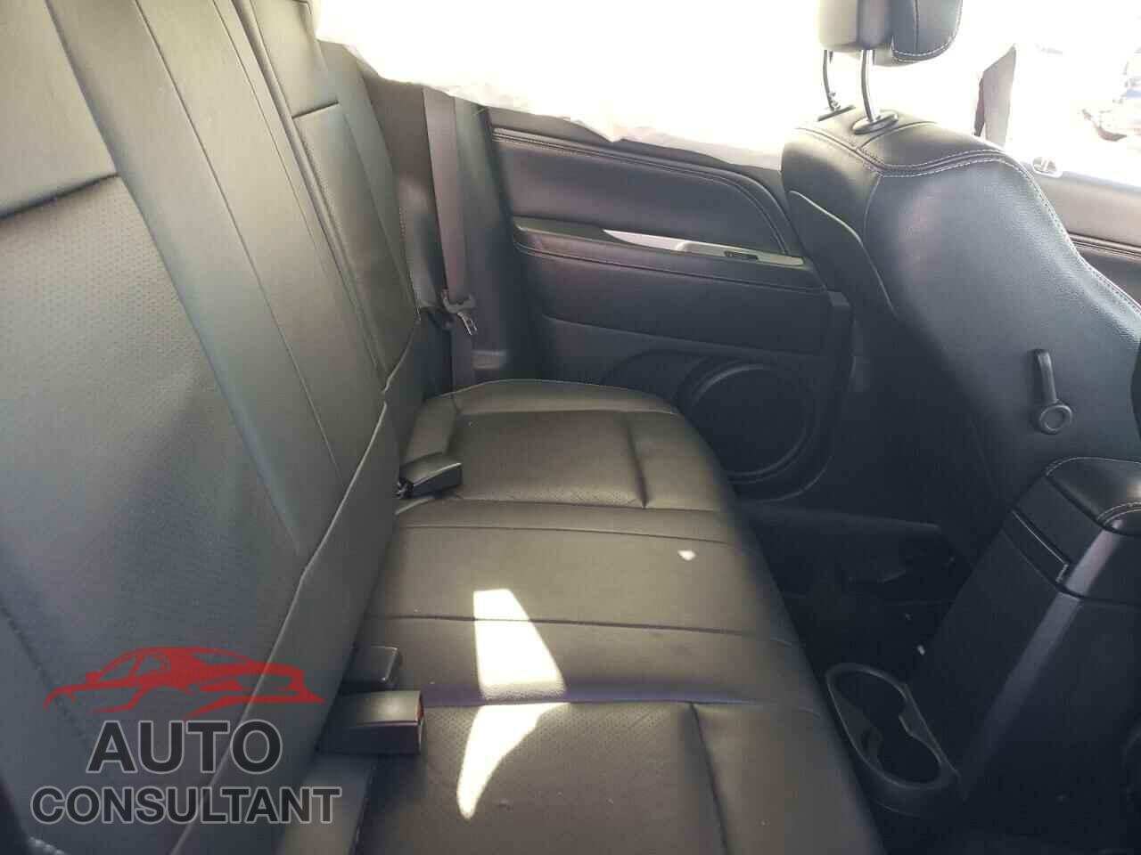 JEEP COMPASS 2017 - 1C4NJDEB6HD177385