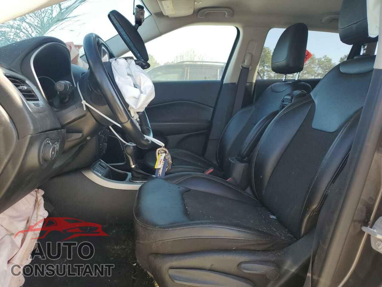 JEEP COMPASS 2019 - 3C4NJCBB2KT840578