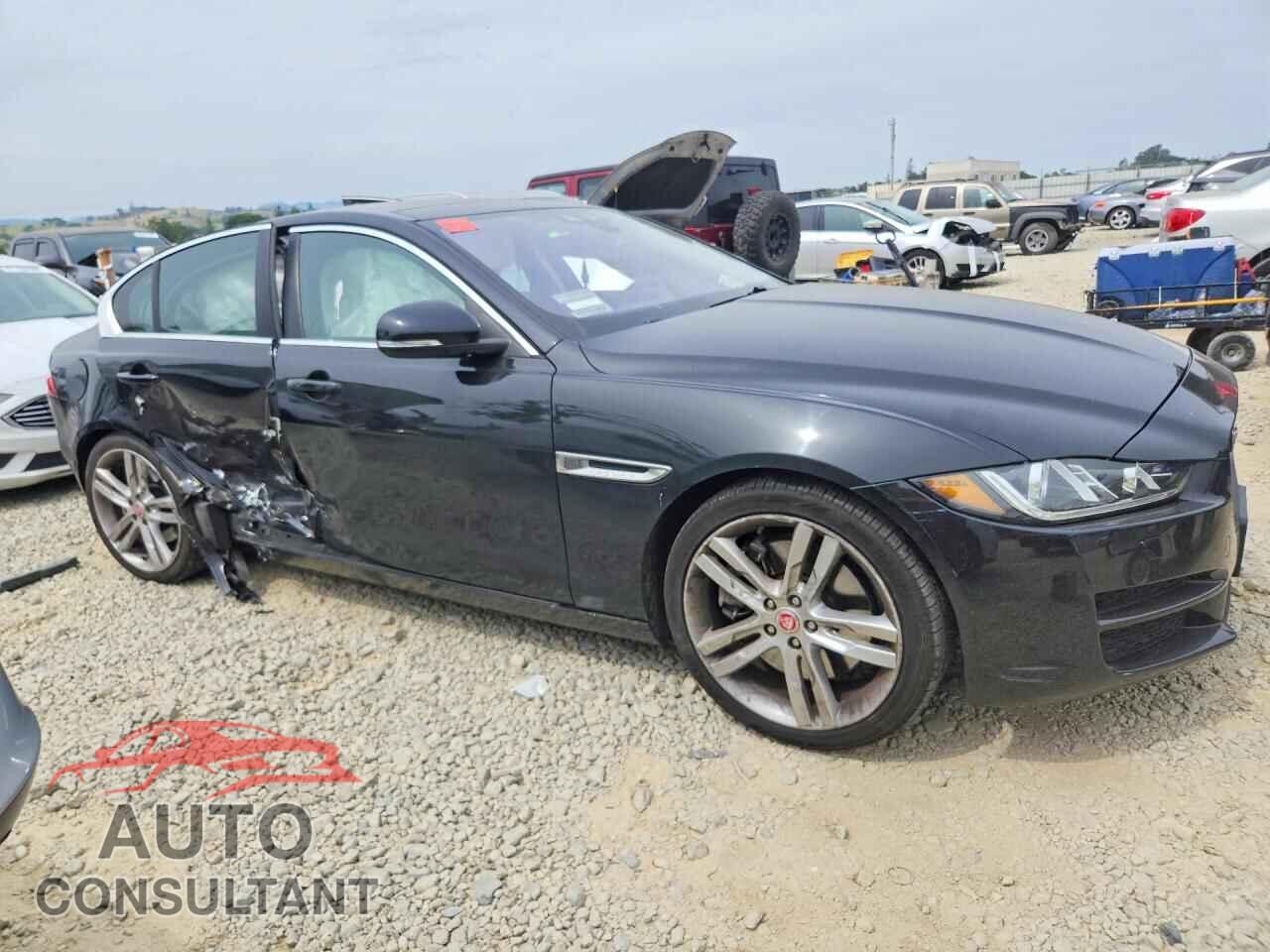 JAGUAR XE 2017 - SAJAE4BV7HA962955