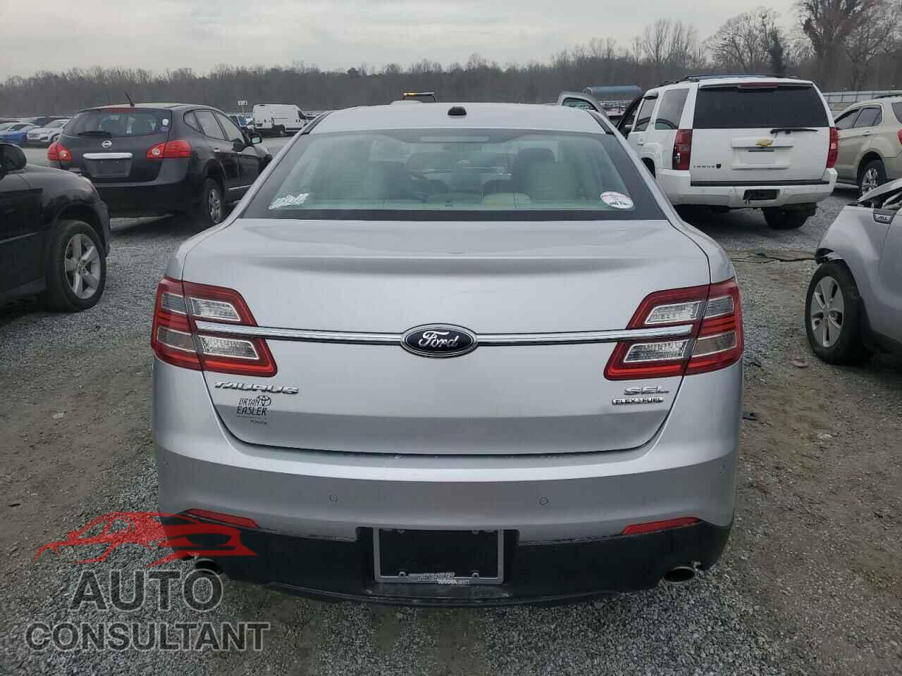 FORD TAURUS 2013 - 1FAHP2E85DG122428