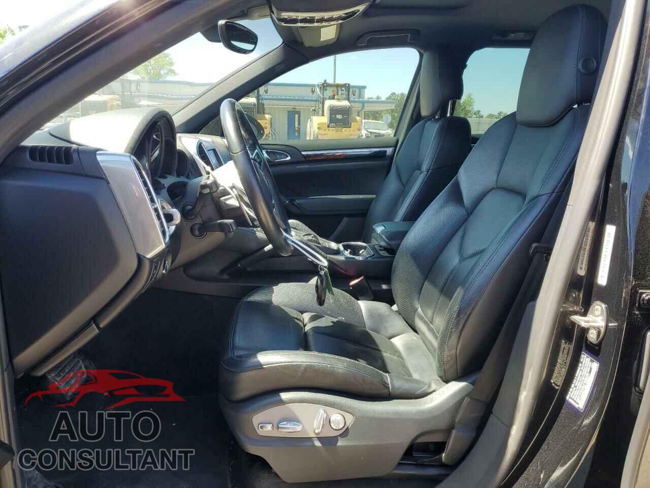 PORSCHE CAYENNE 2016 - WP1AA2A23GLA00627
