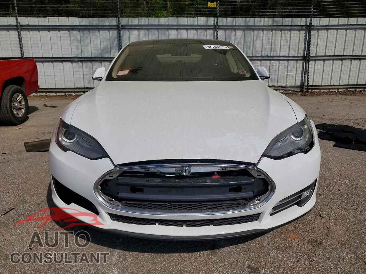 TESLA MODEL S 2013 - 5YJSA1CP5DFP16680
