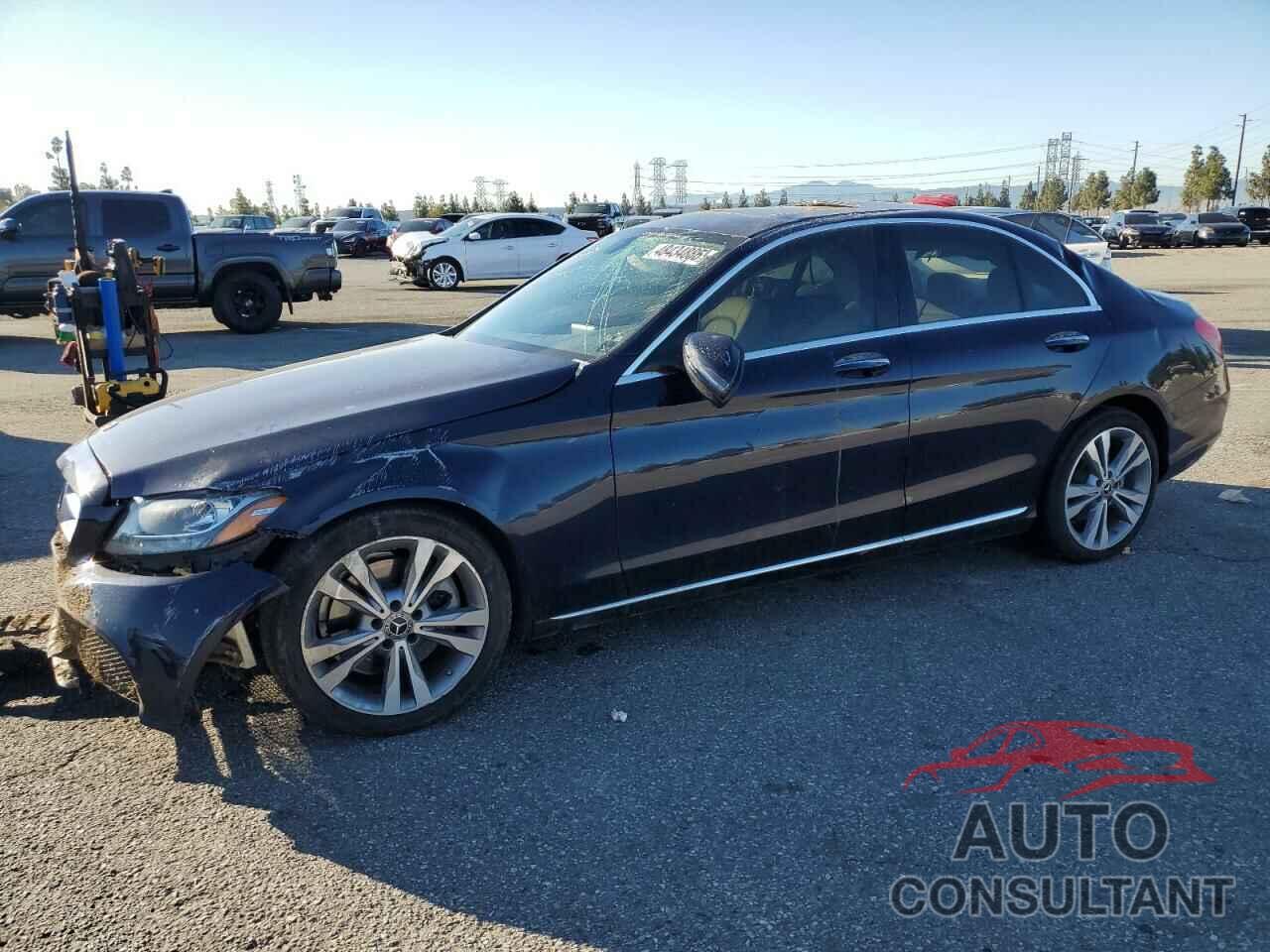 MERCEDES-BENZ C-CLASS 2018 - 55SWF4JB2JU279520