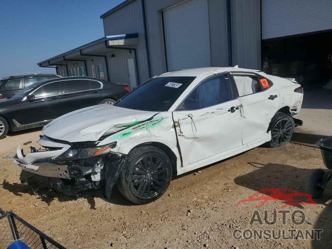 TOYOTA CAMRY 2021 - 4T1G11AK4MU405290