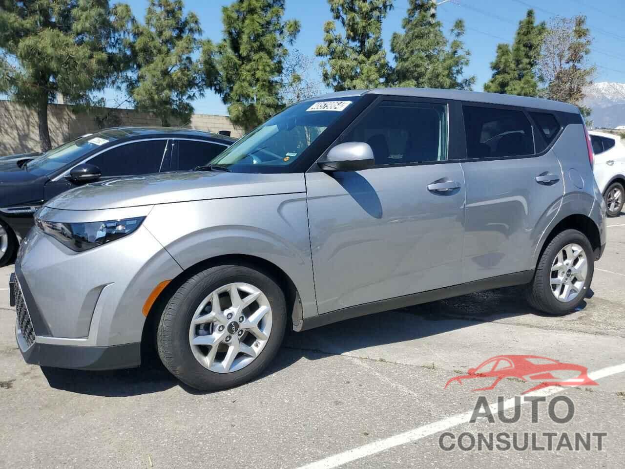 KIA SOUL 2023 - KNDJ23AUXP7888436