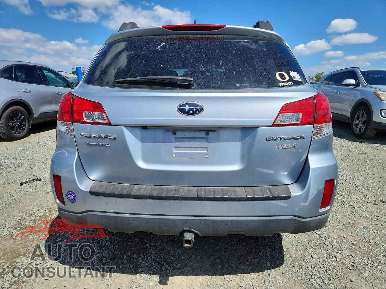 SUBARU OUTBACK 2013 - 4S4BRBLC7D3272450