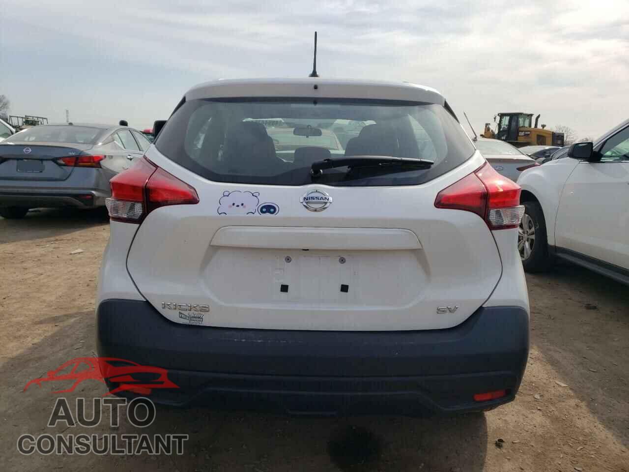 NISSAN KICKS 2018 - 3N1CP5CU0JL543165