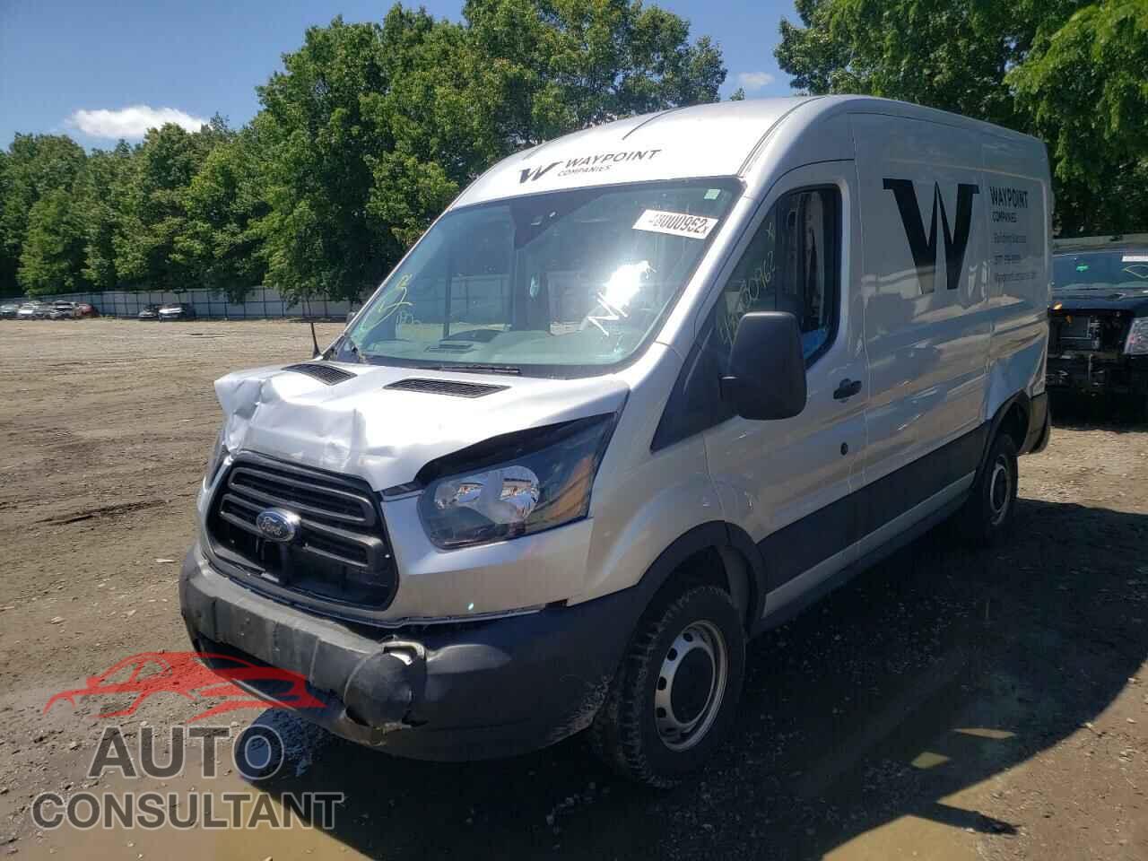 FORD TRANSIT 2019 - 1FTYR1CM3KKB75007