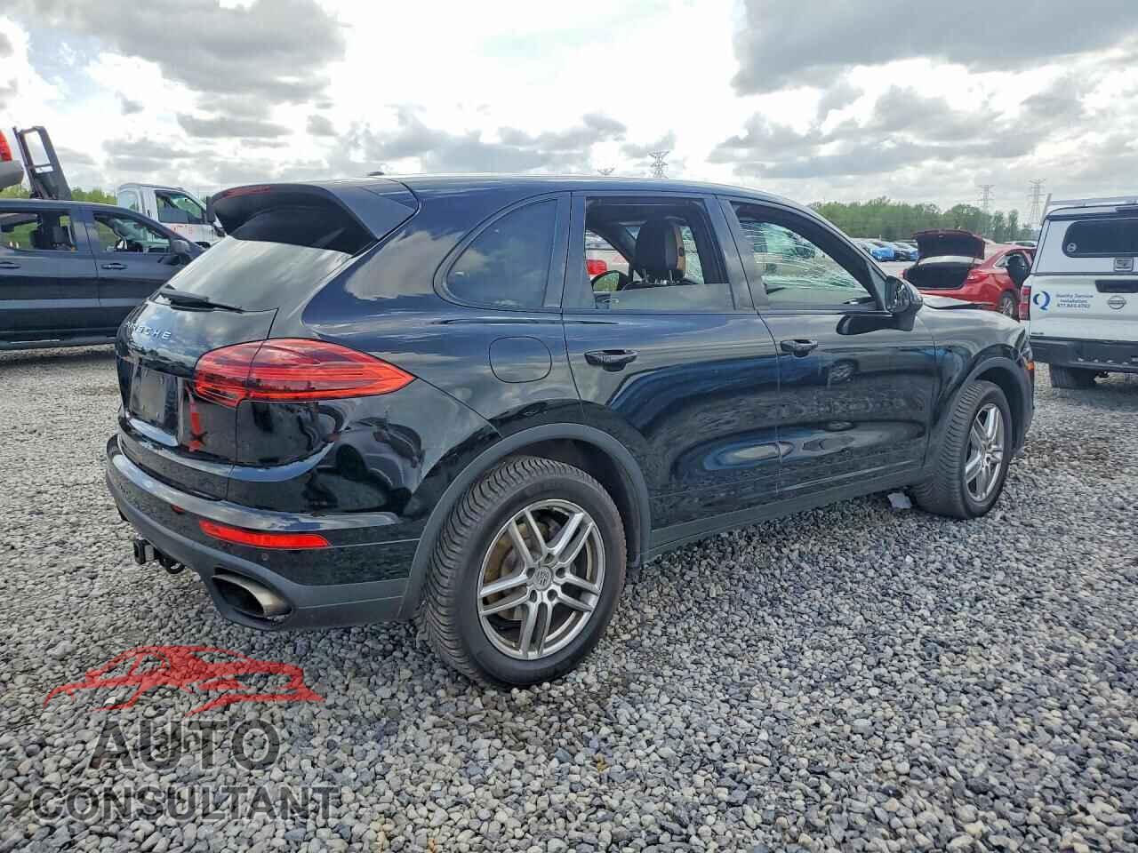 PORSCHE CAYENNE 2018 - WP1AA2A23JKA06523