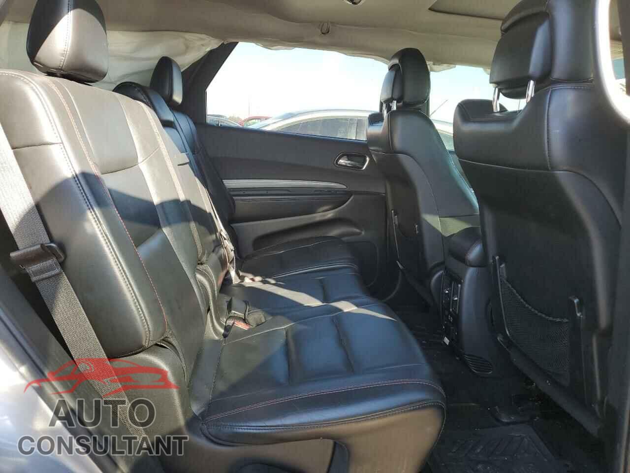 DODGE DURANGO 2018 - 1C4RDJDG8JC174309