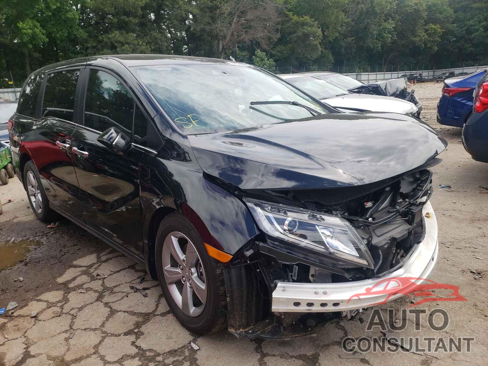 HONDA ODYSSEY 2018 - 5FNRL6H74JB031225