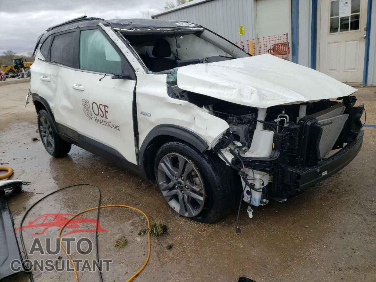 KIA SELTOS 2023 - KNDEUCAA9P7404385