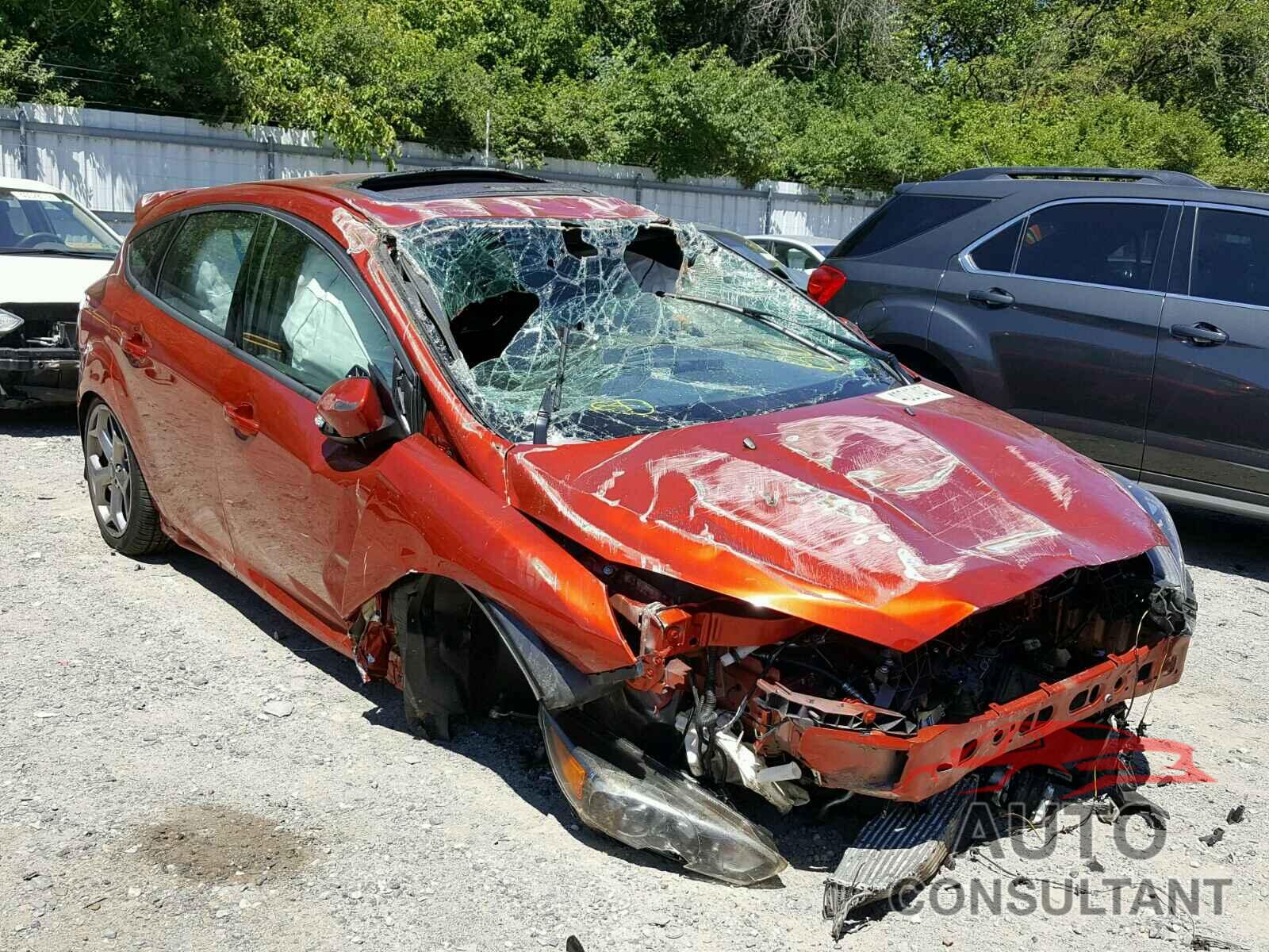 FORD FOCUS 2018 - 1FADP3L97JL245716
