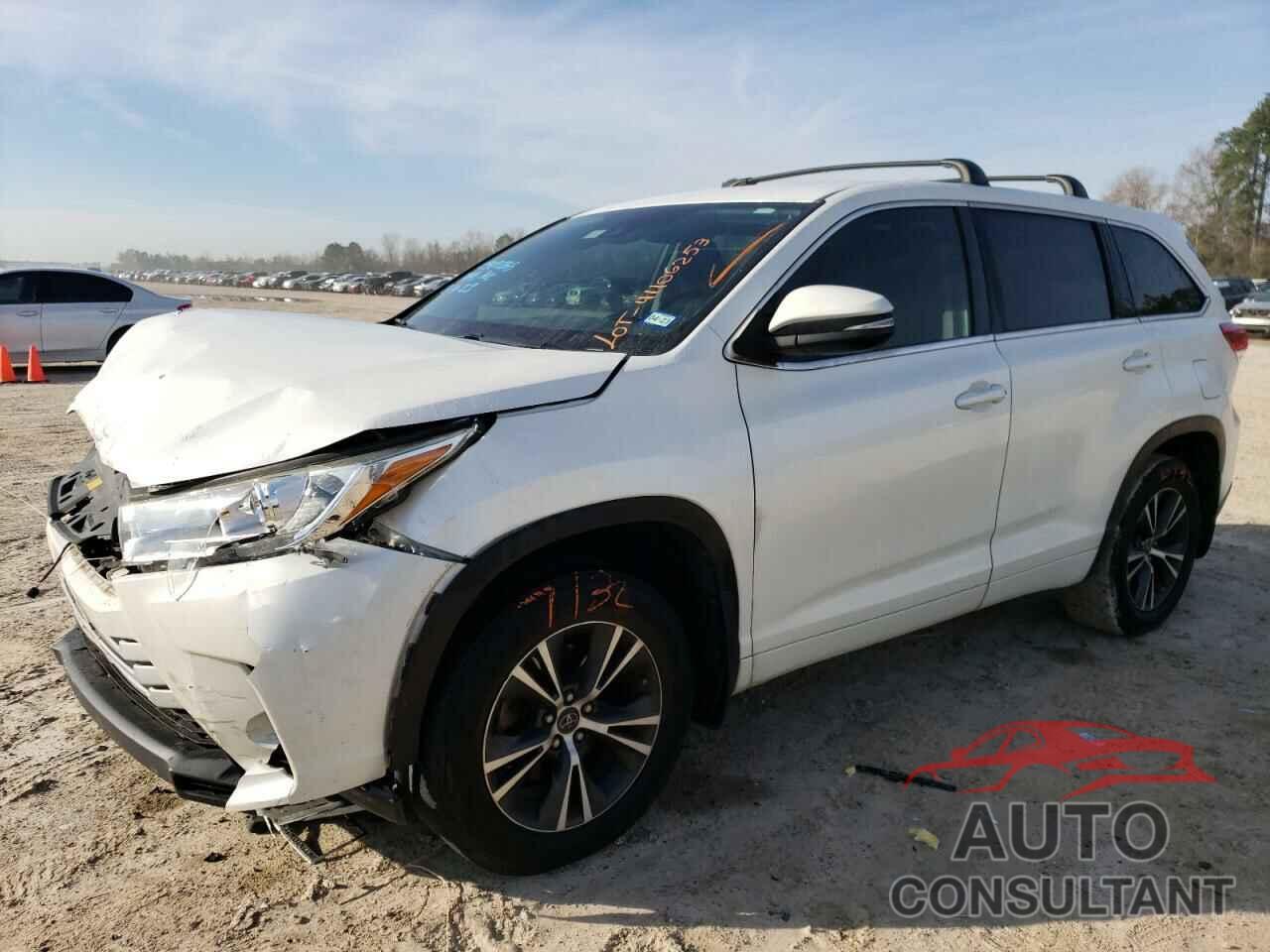 TOYOTA HIGHLANDER 2017 - 5TDZARFH3HS028096