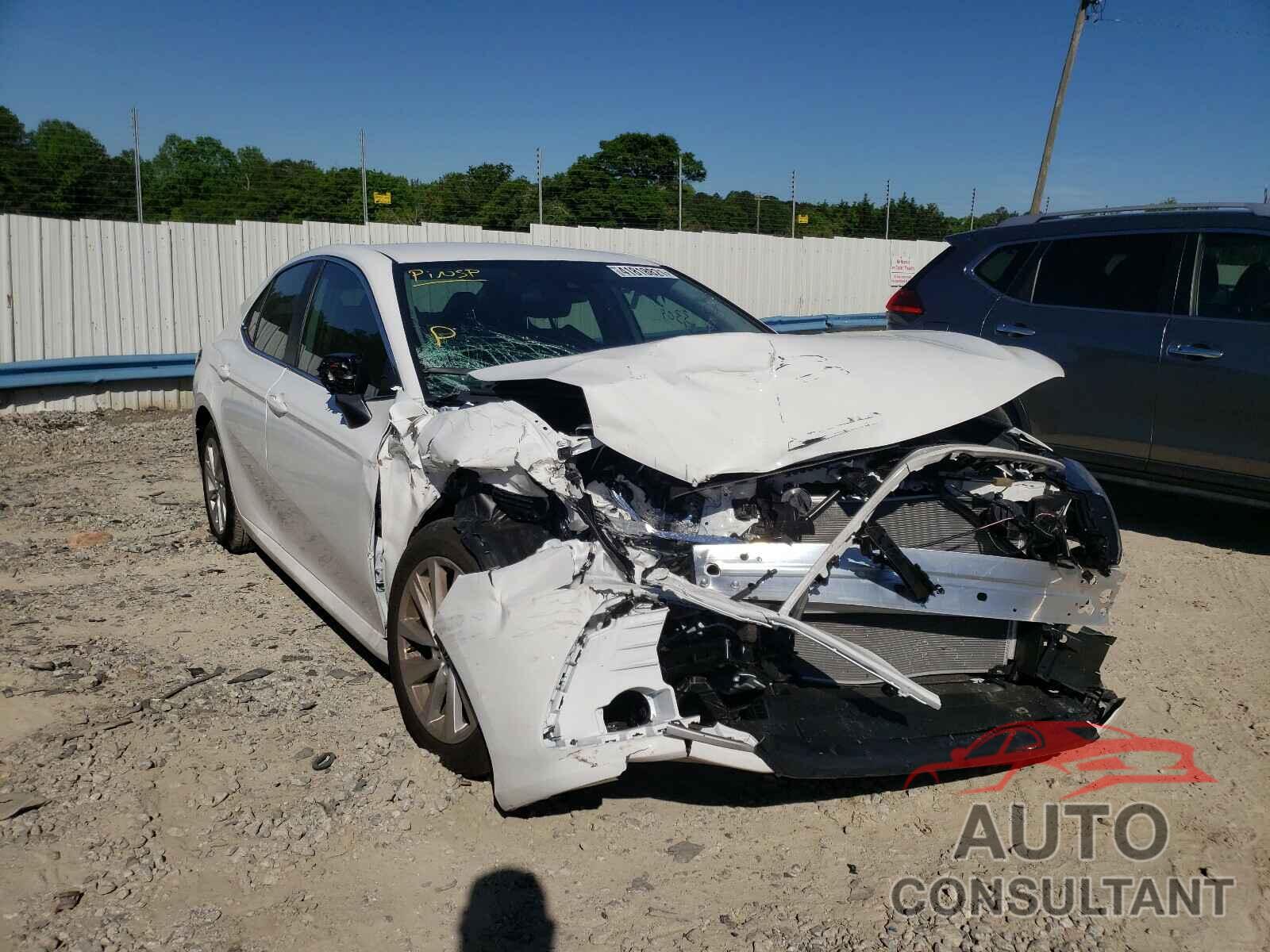TOYOTA CAMRY 2021 - 4T1C11AK1MU547627