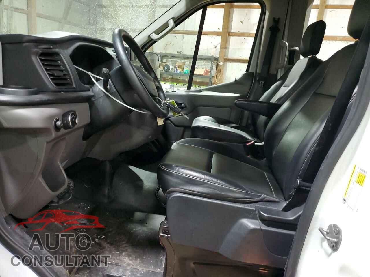 FORD TRANSIT 2020 - 1FBAX2C84LKA34033