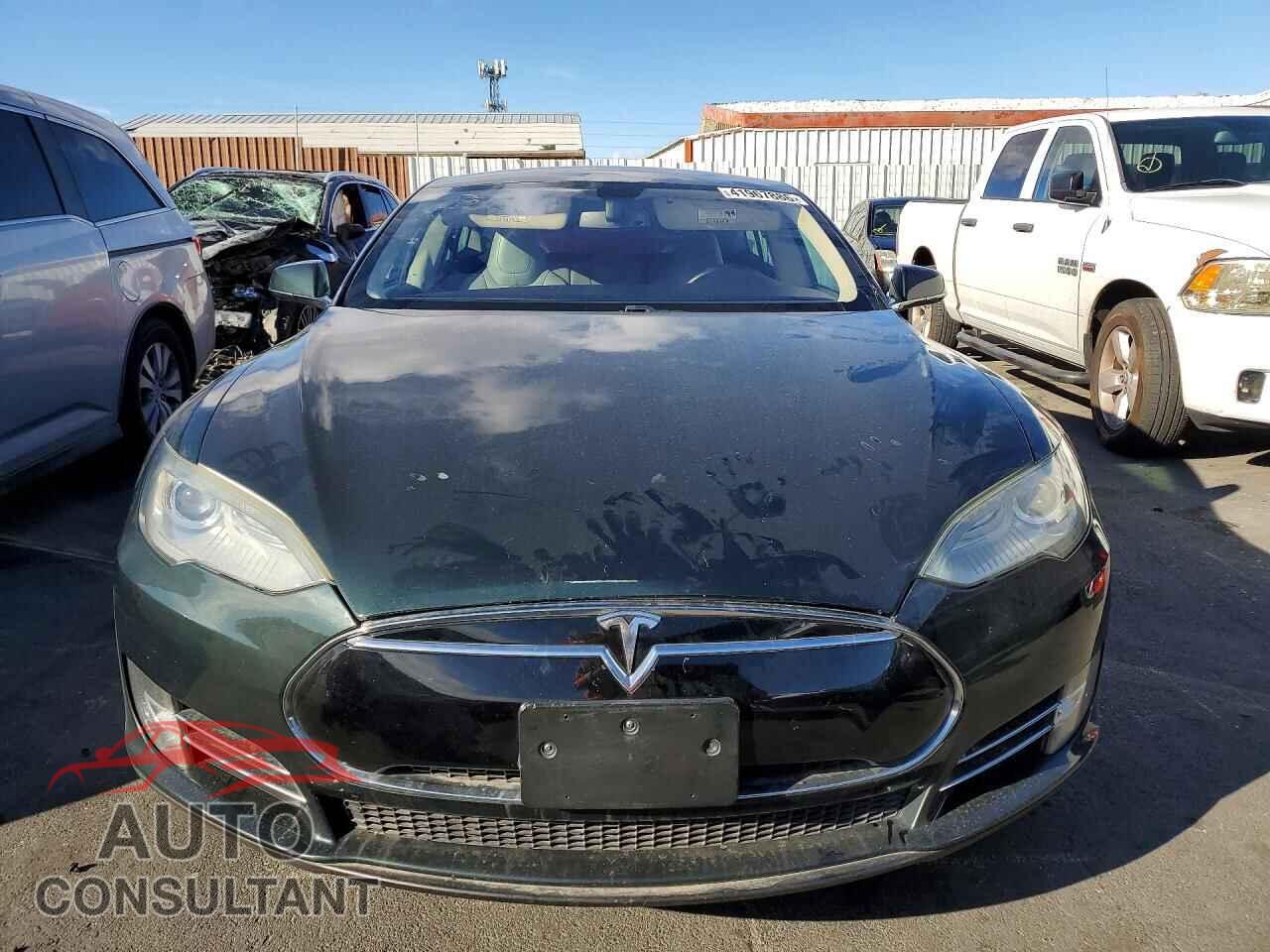 TESLA MODEL S 2012 - 5YJSA1DN7CFP02940