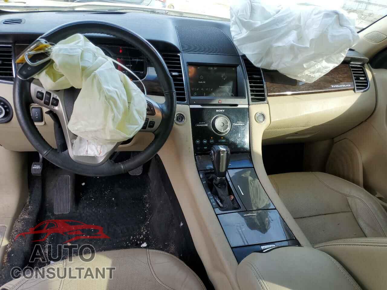 FORD TAURUS 2017 - 1FAHP2F82HG122343