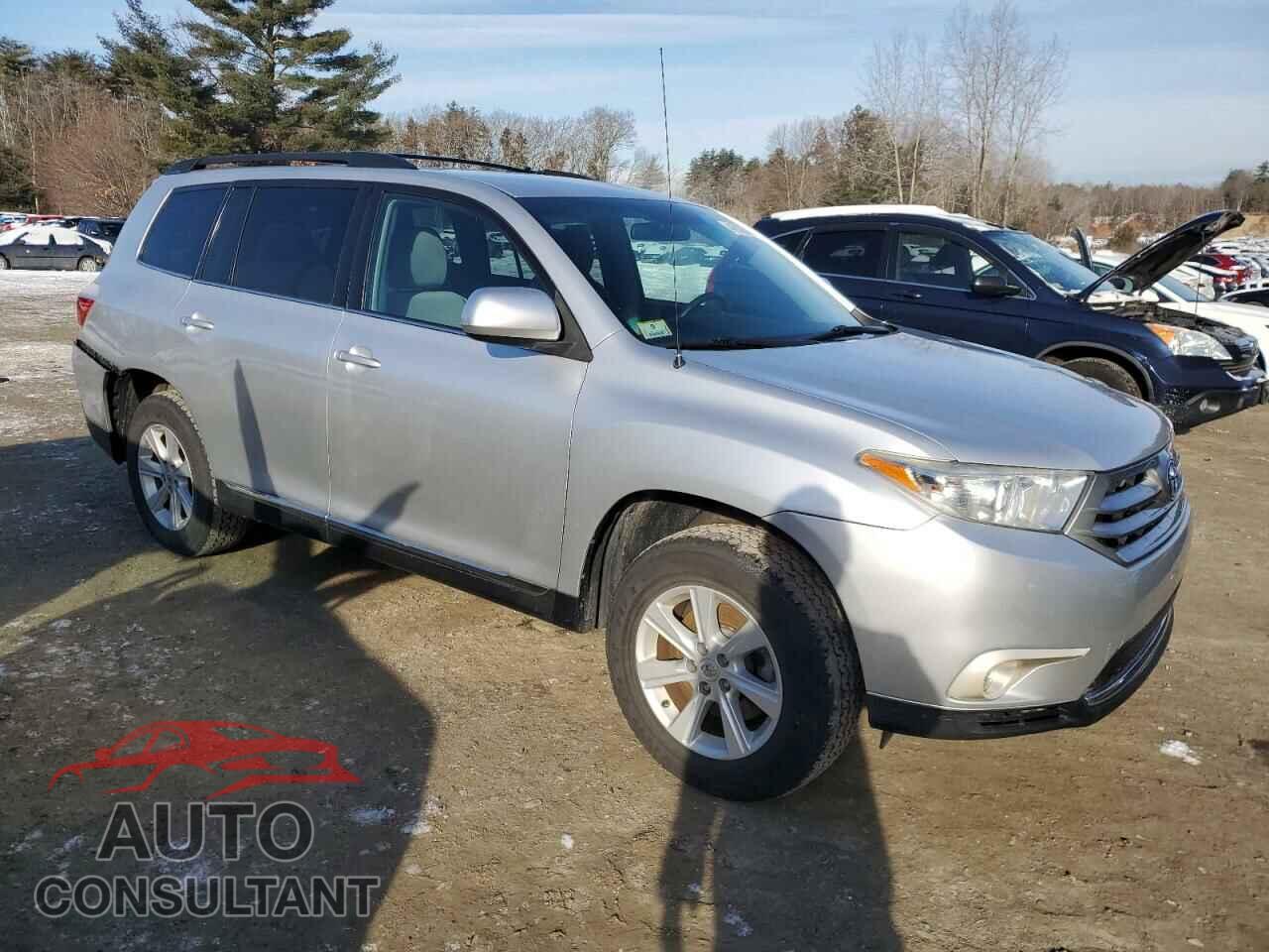 TOYOTA HIGHLANDER 2012 - 5TDBK3EH4CS127175