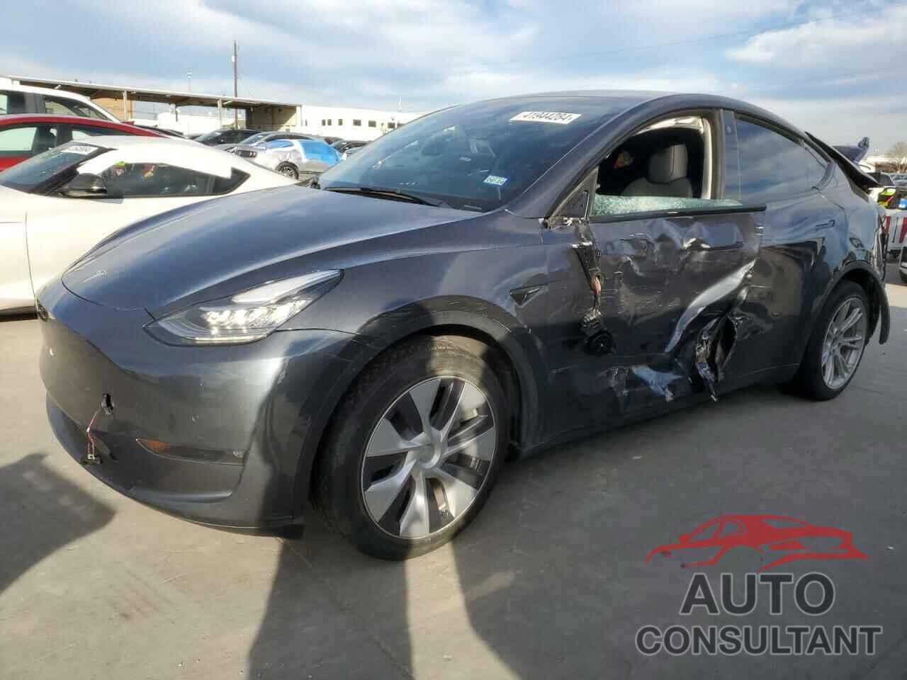 TESLA MODEL Y 2022 - 7SAYGDEE3NA004188