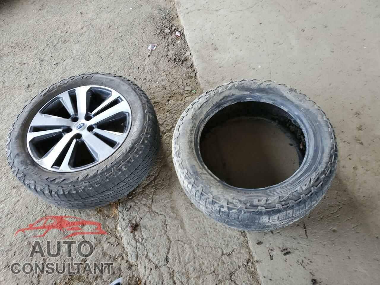 SUBARU OUTBACK 2019 - 4S4BSENC4K3225683