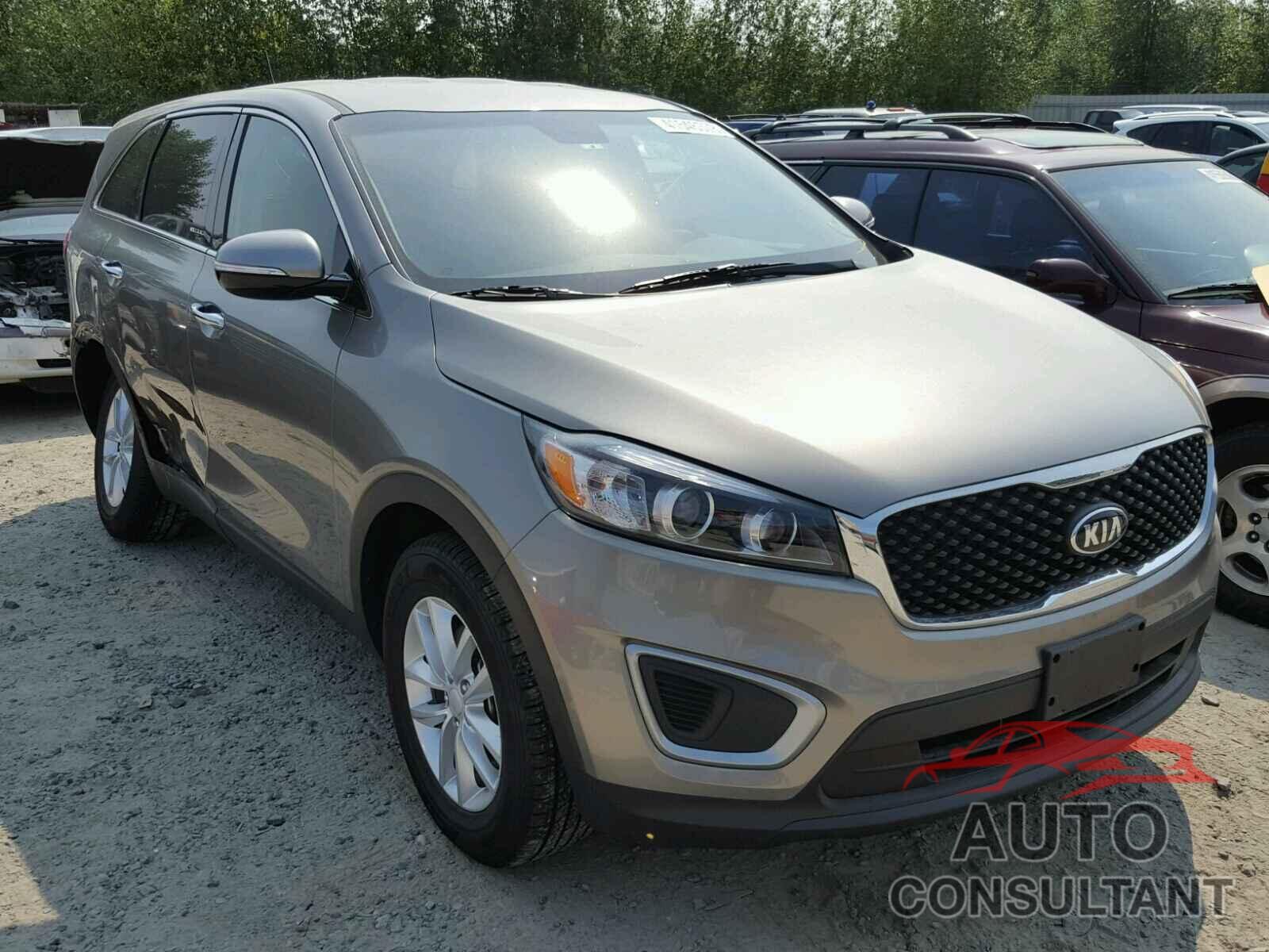 KIA SORENTO LX 2017 - 5XYPG4A37HG190461