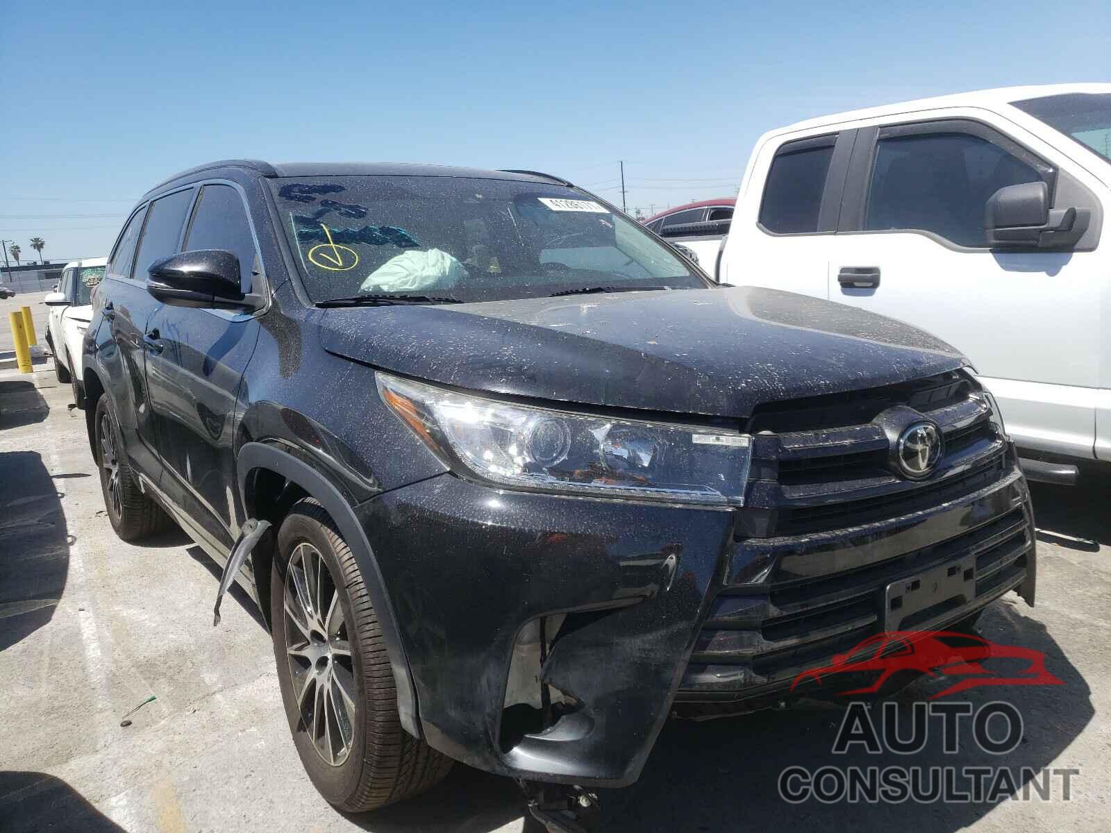 TOYOTA HIGHLANDER 2018 - 5TDKZRFH9JS529462