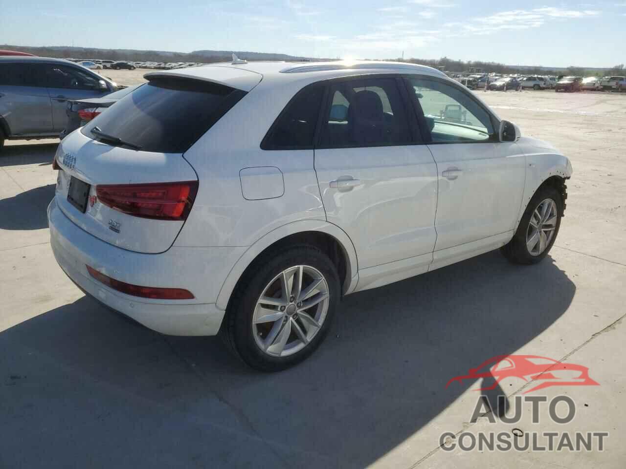 AUDI Q3 2018 - WA1ECCFS7JR035228