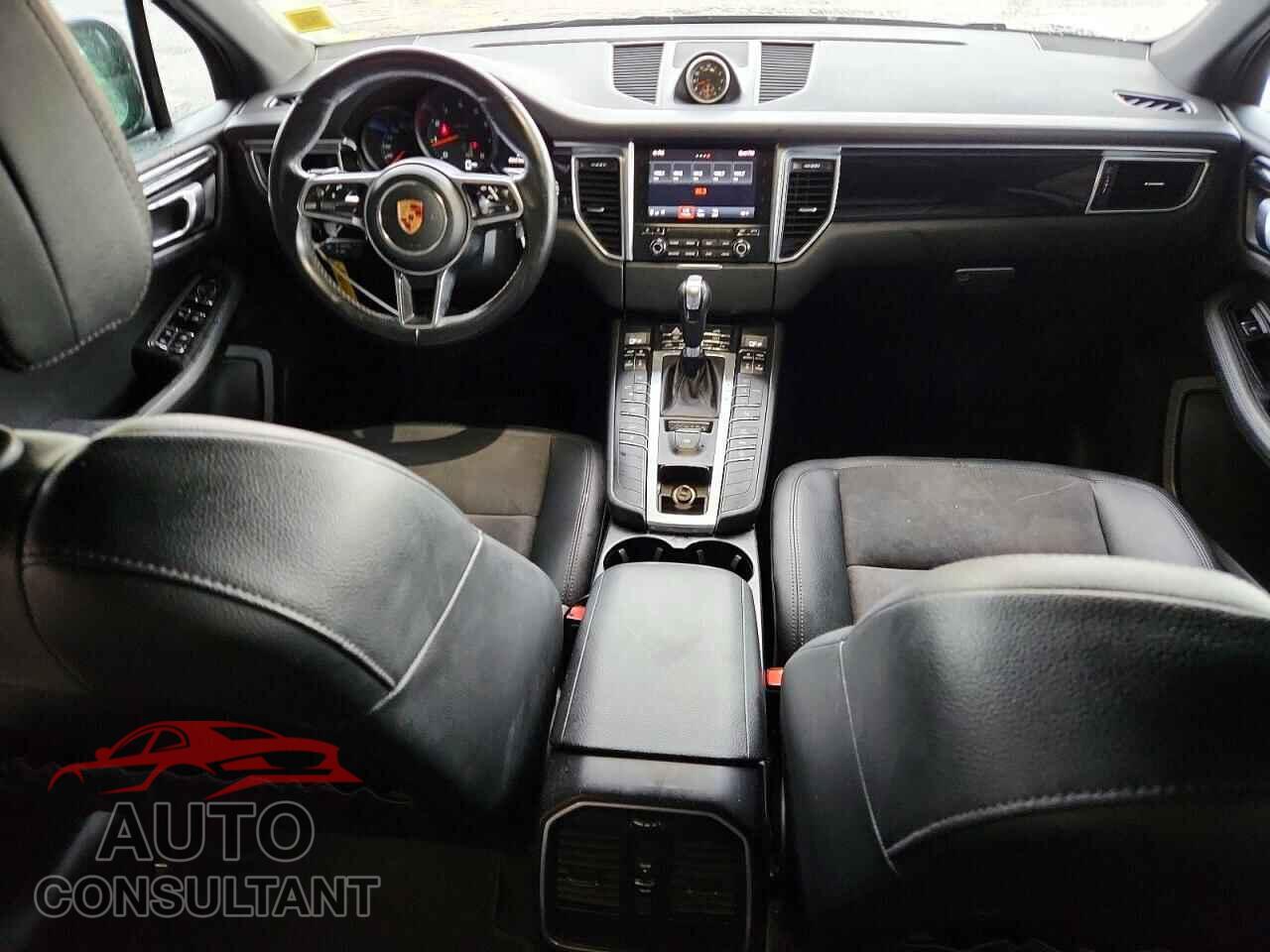 PORSCHE MACAN 2017 - WP1AA2A53HLB81143