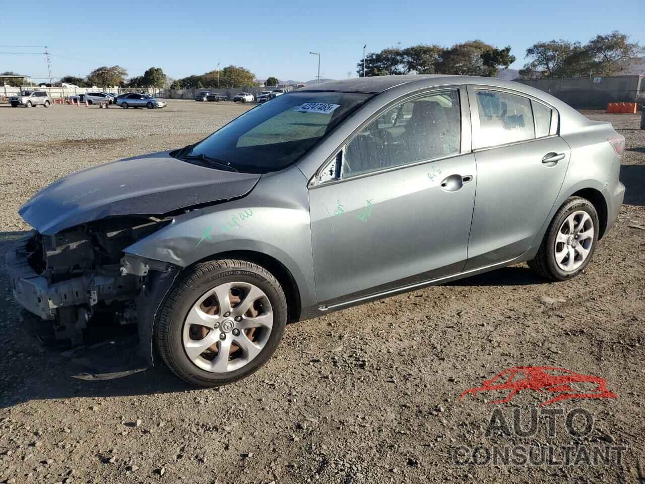 MAZDA 3 2013 - JM1BL1TG1D1815564