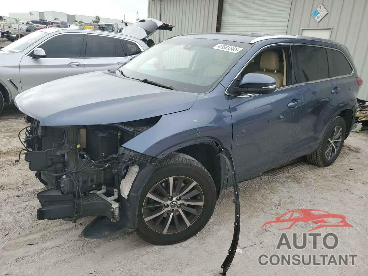 TOYOTA HIGHLANDER 2017 - 5TDJZRFH9HS407092