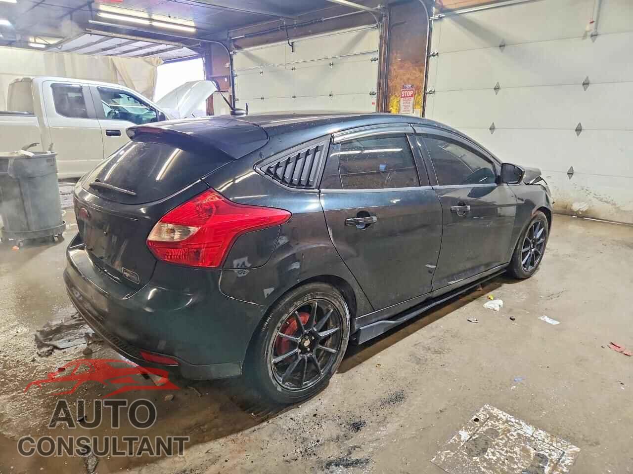 FORD FOCUS 2014 - 1FADP3K27EL309800