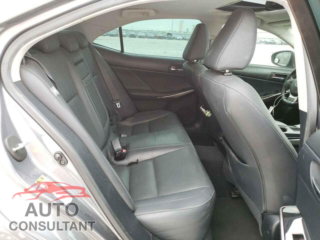 LEXUS IS 2015 - JTHBF1D2XF5064100