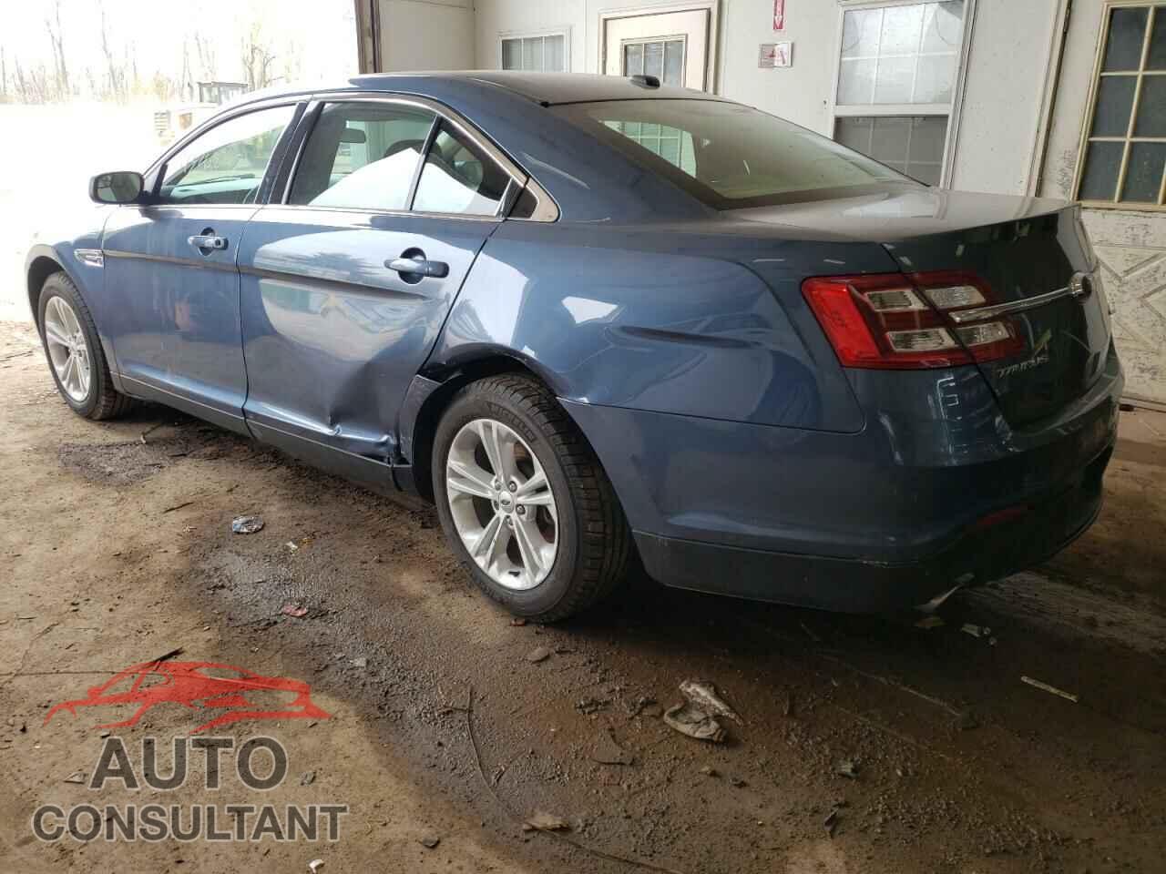 FORD TAURUS 2018 - 1FAHP2D88JG100954