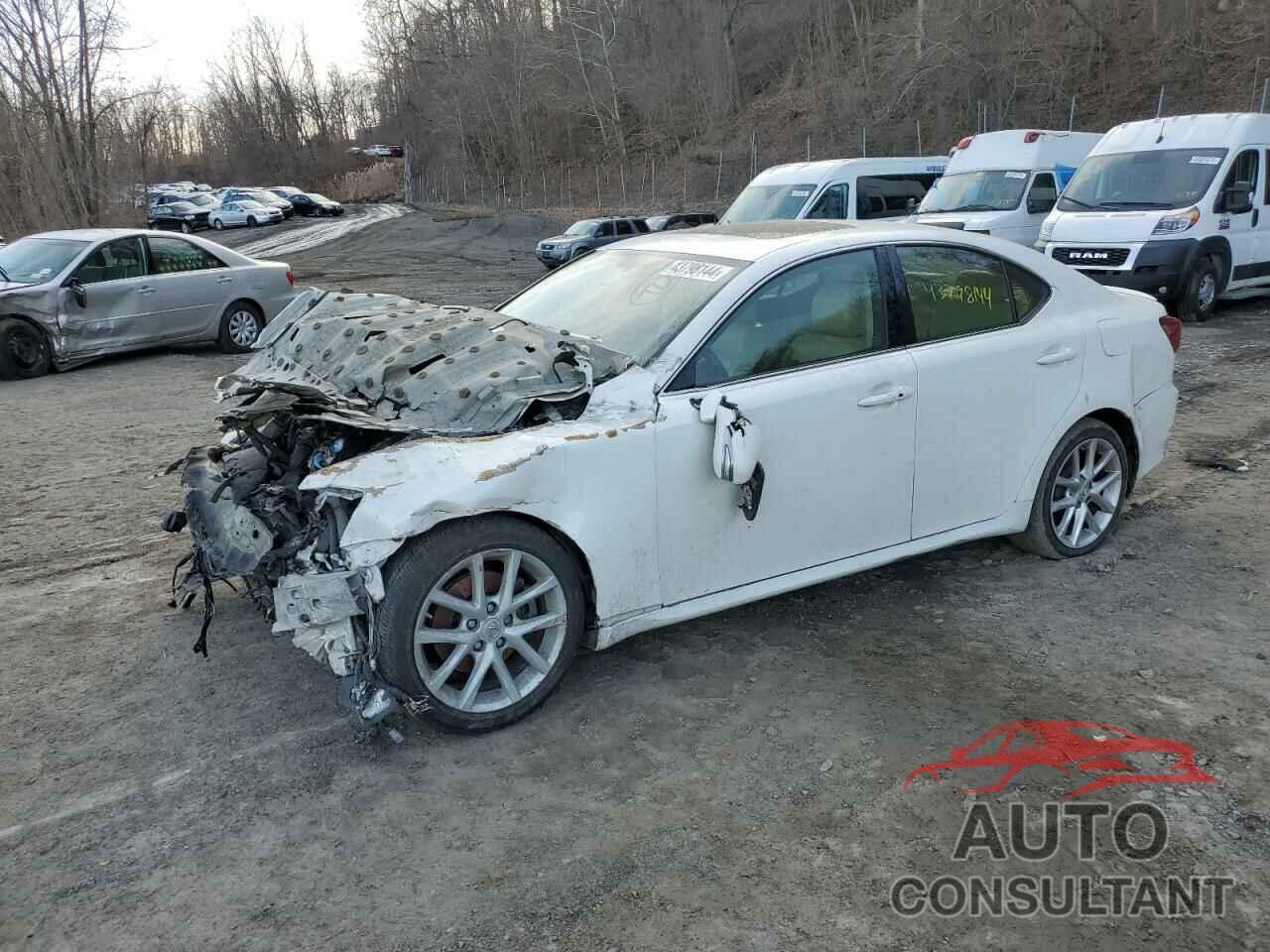 LEXUS IS 2012 - JTHCF5C2XC5060329