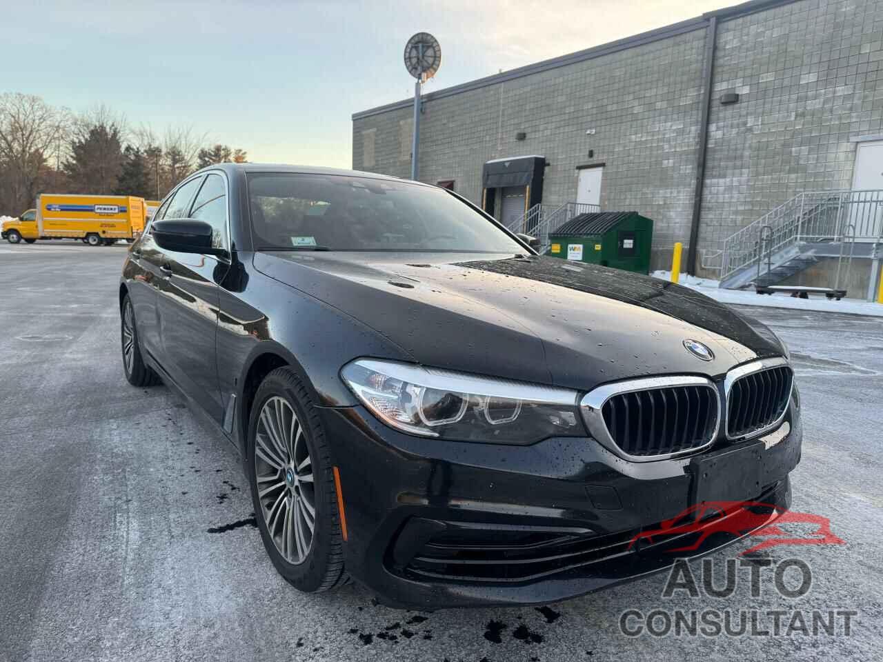 BMW 5 SERIES 2019 - WBAJB1C52KB375565