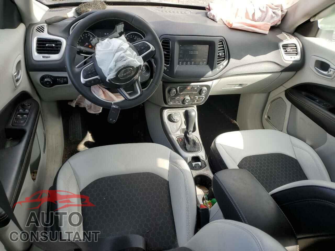 JEEP COMPASS 2021 - 3C4NJDBB3MT548155