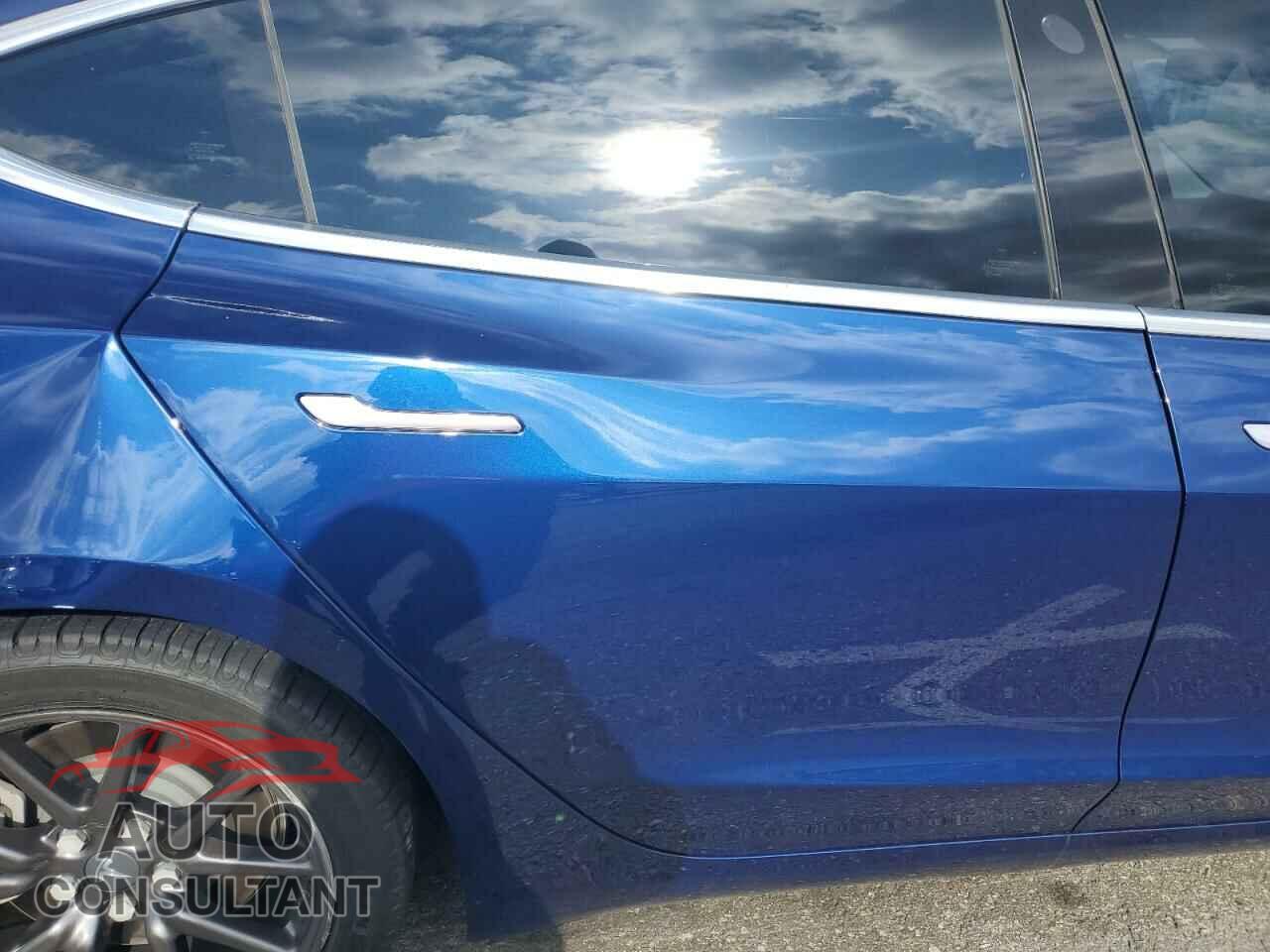 TESLA MODEL 3 2018 - 5YJ3E1EB2JF146577