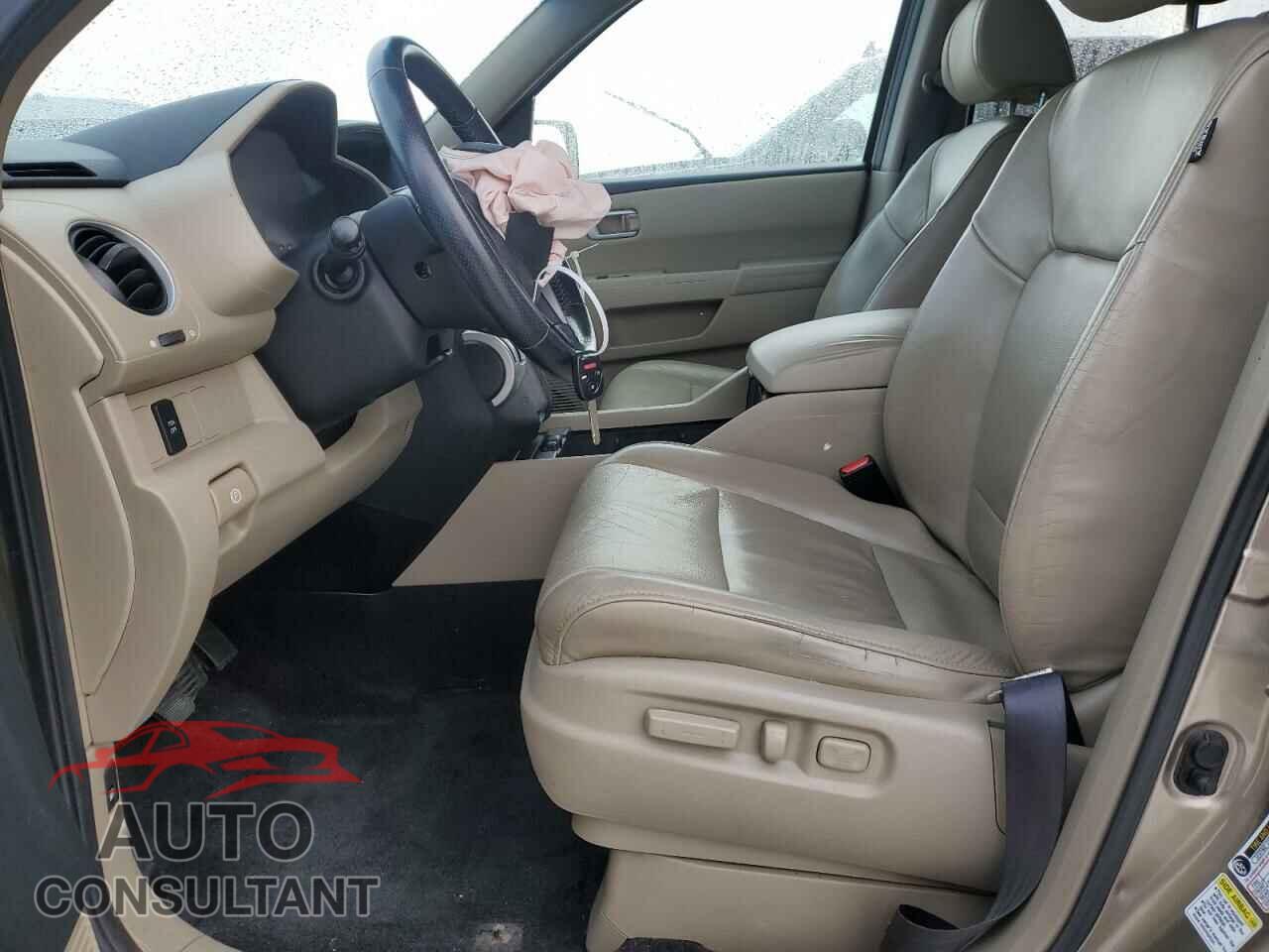 HONDA PILOT 2011 - 5FNYF4H65BB055758