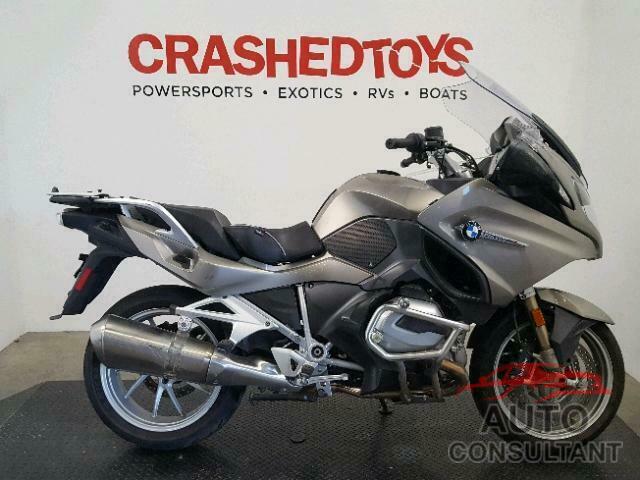 BMW R1200 RT 2017 - WB10A1303HZ466444